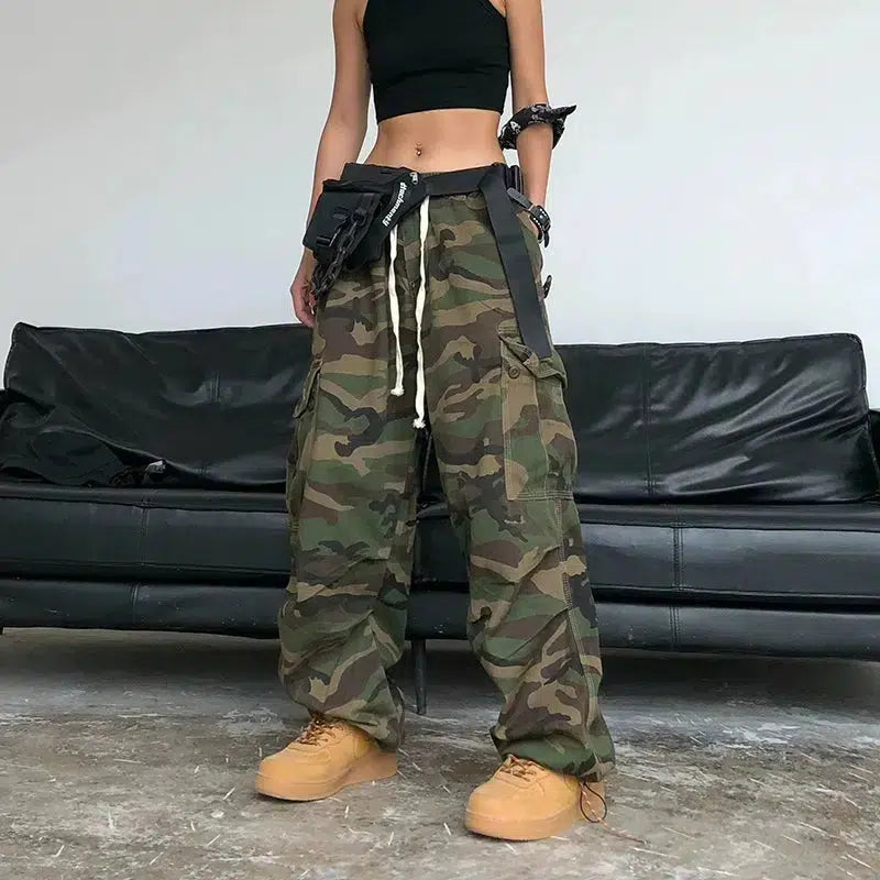 Plus Size Women's Elastic - Waist Culottes in Earth TonesCamouflage Wide-leg Large Pockets Pants Plus Size Women's Elastic - Waist Culottes in Earth TonesCamouflage Wide-leg Large Pockets Pants