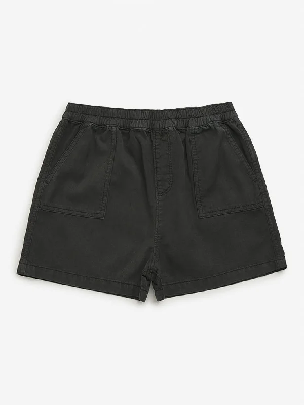 Y&F Kids Black Mid-Rise Shorts